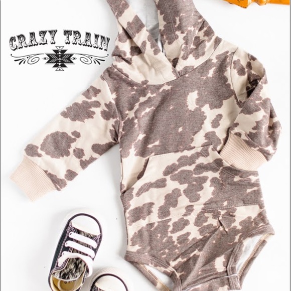 🌵🌵Crazy Train Kids Cow Print Hoodie Boy or Girl - Picture 2 of 10